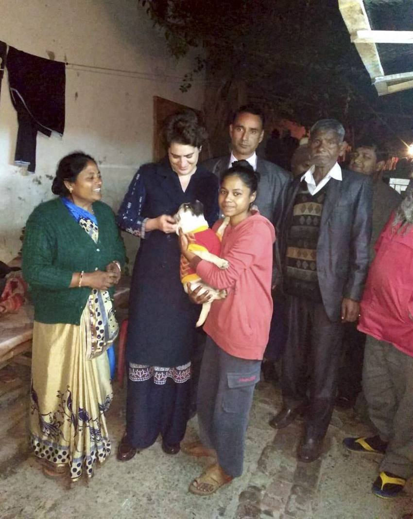 priyanka gandhi, rahul gandhi, congress, jyotiraditya scindia, priyanka gandhi politics, lok sabha elections, general election, uttar pradesh, Aurangzeb Road cluster housing, Priyanka Gandhi meet differently-abled boy Ashish
