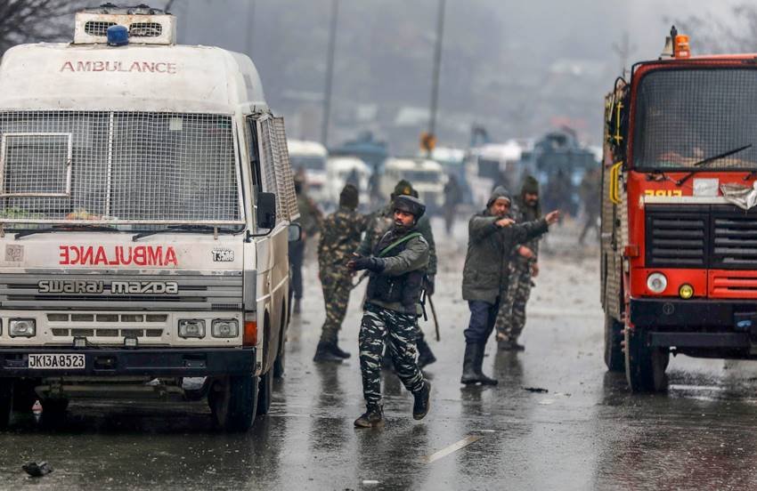 "kashmir terror attack, kashmir terror attack news, awantipora kashmir, awantipora kashmir terror attack, pulwama attack, gautam gambhir, gautam gambhir kashmir attack, virender sehwag, suresh raina,