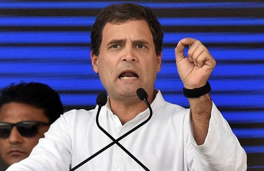 तानाशाही को मिटा कर ही रहेंगे : ममता को समर्थन देते हुए सीबीआई मामले में राहुल गाँधी (Photo: PTI) तानाशाही को मिटा कर ही रहेंगे : ममता को समर्थन देते हुए सीबीआई मामले में राहुल गाँधी (Photo: PTI)