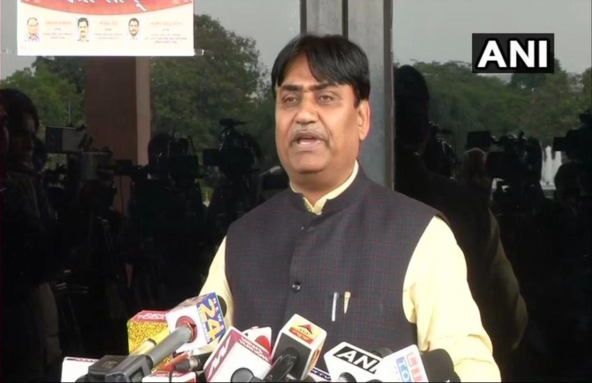 राजस्थान के शिक्षा मंत्री गोविंदसिंह डोटासरा 
 फोटो सोर्स- ट्विटर/ANI