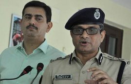 mamata banerjee, mamata banerjee dharna, kolkata, cbi, mamata banerjee dharna ends, Saradha chit fund, Saradha chit fund supreme court, mamata banerjee Saradha chit fund, mamata banerjee protest,