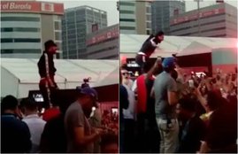 ranveer singh news, ranveer singh movies, ranveer singh dive, ranveer singh crowdsurf, lakme fashion week 2019, bollywood news, gully boy,Bollywood News, Latest Bollywood News