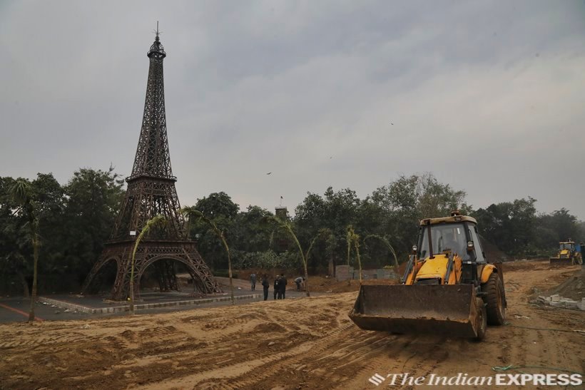 delhi;s wonders of world park, wonders of the world park photos, kota, seven wonders of the world, delhi news