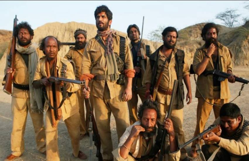 Sonchiriya Movie Review: फिल्म सोनचिड़िया का पोस्टर