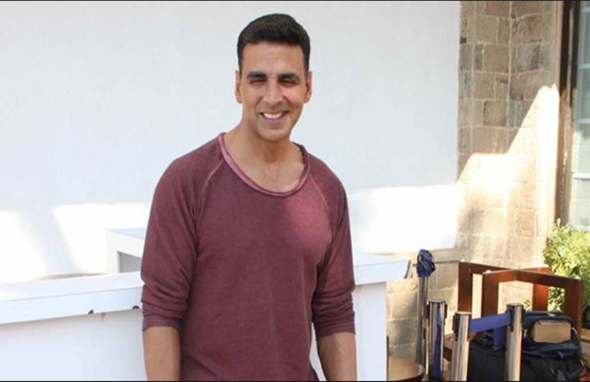 Akshay Kumar, akshay kumar donate 1 lakhs to newly married couple, akshay kumar in samuhik vivah, akshay kumar donete money, bollywood actor, televison news, entertainment news, Akshay Kumar: