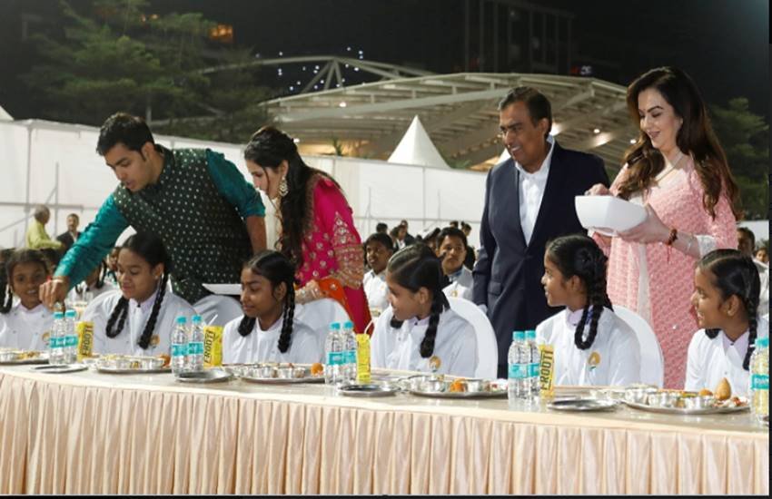 reliance, mukesh ambani, dhirubhai ambani, jio world, nita ambani, ambanis, akash ambani, shloka mehta, dhirubhai ambani square