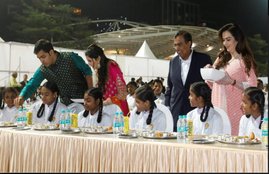 reliance, mukesh ambani, dhirubhai ambani, jio world, nita ambani, ambanis, akash ambani, shloka mehta, dhirubhai ambani square