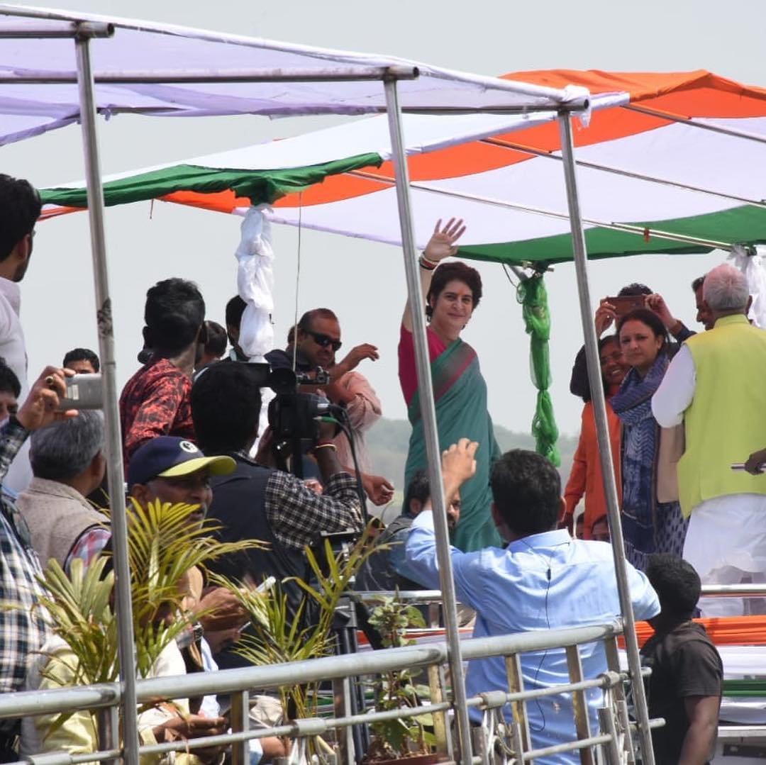 आपको बता दें कि देश के राजनीतिक नक्शे में खास जगह रखने वाले उत्तर प्रदेश में, लोकसभा चुनाव के मद्देनजर प्रियंका की यह यात्रा महत्वपूर्ण मानी जा रही है।