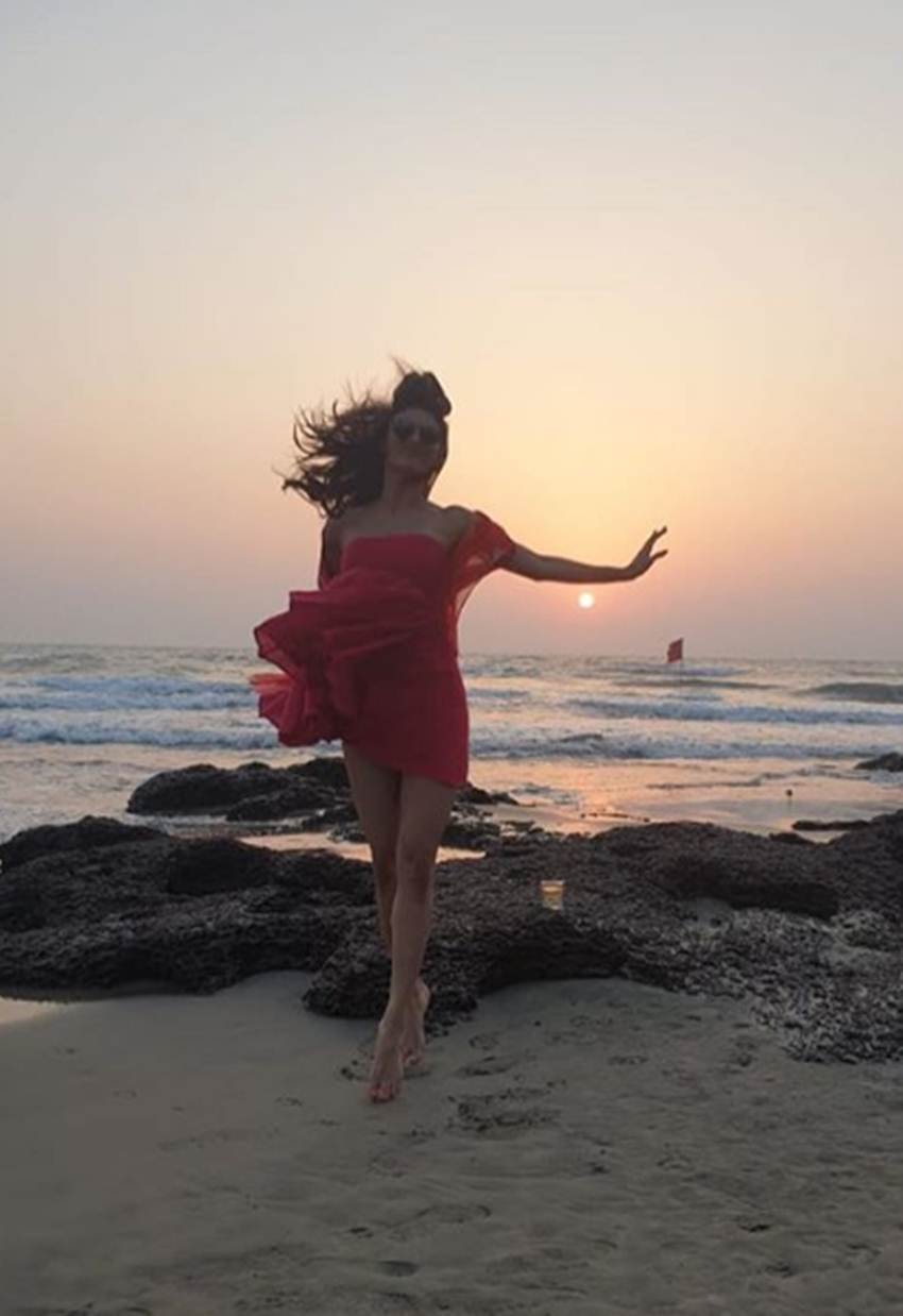 mouni roy, mouni roy naagin, mouni roy actress, Naagin 3, surbhi jyoti show Naagin 3, bela played a game with ruhi in naagin 3, maahir in naagin 3, maahir will take turn from a plan in naagin 3, naagin show, etertainmnent news, bollywood news, television new