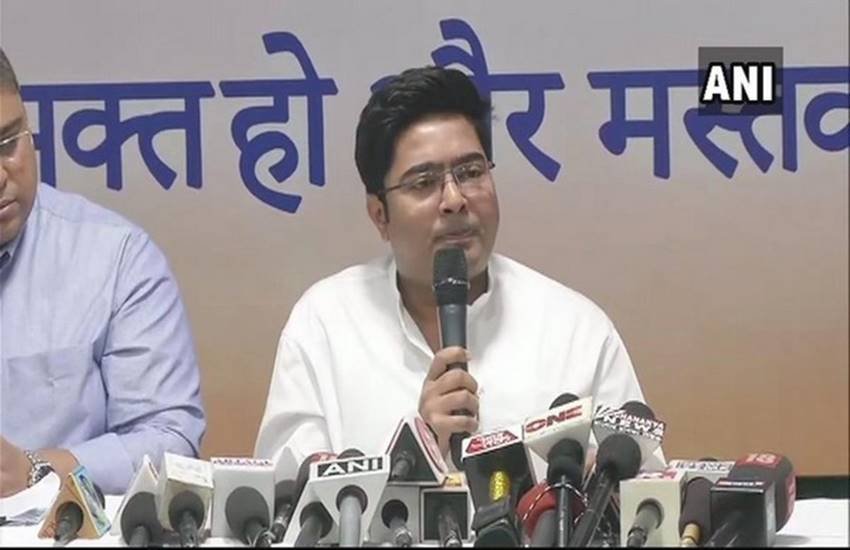 पश्चिम बंगाल की मुख्यमंत्री ममता बनर्जी के भतीजे एवं तृणमूल सांसद अभिषेक बनर्जी। (फोटो क्रेडिट/ANI)