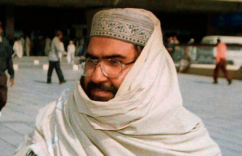 masood azhar, JeM chief masood azhar,jaish commnder,jaish e mohammad,masood azhar dead, masood azhar news, masood azhar alive,pakistan, india pakistan tension,ISI,pakistani media,reporton masood azhar, news,politics,industry news,CNN,masood azhar,Balakot,Pakistan,Shah Mehmood Qureshi,kashmir