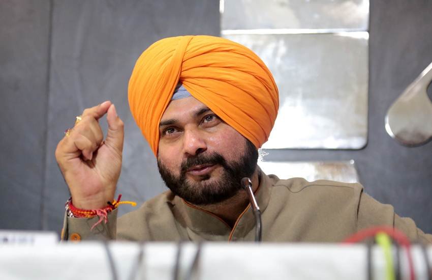 Navjot Singh Sidhu, Congress, Punjab Most Popular Politician, Twitter, Captain Amarinder Singh, Punjab CM, Akali Dal, Sukhbir Singh Badal, Aam Aadmi Party, AAP, Bhagwant Mann, Union Minister, Harsimrat Badal, Punjab News, Trending News, National News, Hindi News Navjot Singh Sidhu, Congress, Punjab Most Popular Politician, Twitter, Captain Amarinder Singh, Punjab CM, Akali Dal, Sukhbir Singh Badal, Aam Aadmi Party, AAP, Bhagwant Mann, Union Minister, Harsimrat Badal, Punjab News, Trending News, National News, Hindi News