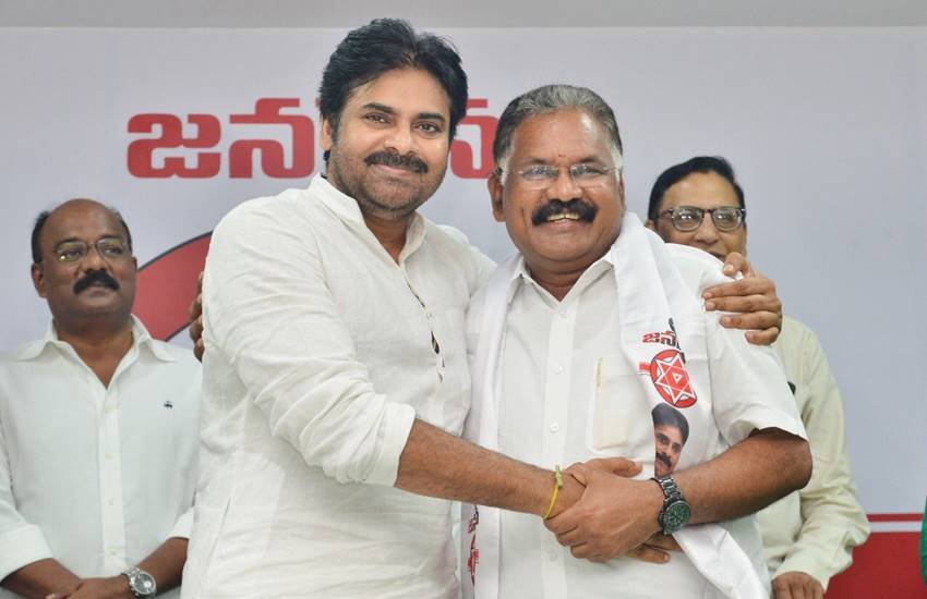 Pawan Kalyan video, Pawan Kalyan latest news, Pawan Kalyan latest film, national anthem, national anthem of india, national anthem video, national anthem text