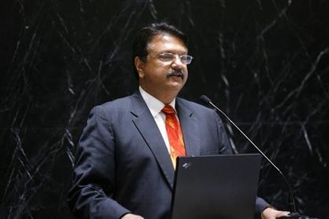 Mukesh Ambani, Forbes 2019 World&rsquo;s Billionaires list, Jeff Bezos, Forbes richest Indians, Mukesh Ambani wealth, Amazon, Bill Gates, Anil Ambai wealth, Azim Premji, Reliance Industries, List of Billionaires, Mark Zuckerberg, Forbes World's Billionaire List