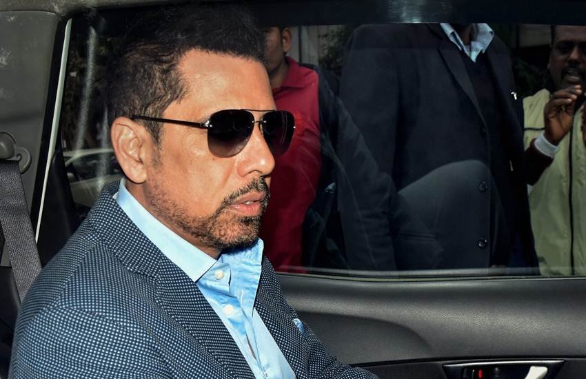 Hindi News, Hindi Samachar, Hindi News Today, Breaking News Headlines, ABP Hindi news, Aaj Tak News in Hindi Today 2019: 2019 elections Latest News, India Pakistan Live News, congress candidates list news: ED grills Congress Leader Priyanka Gandhi's Husband Robert Vadra in Money Laundering Case - Hindi News Today, 08 March 2019: मनी लॉन्ड्रिंग मामले में ED ने की रॉबर्ट वाड्रा से सात घंटे पूछताछ