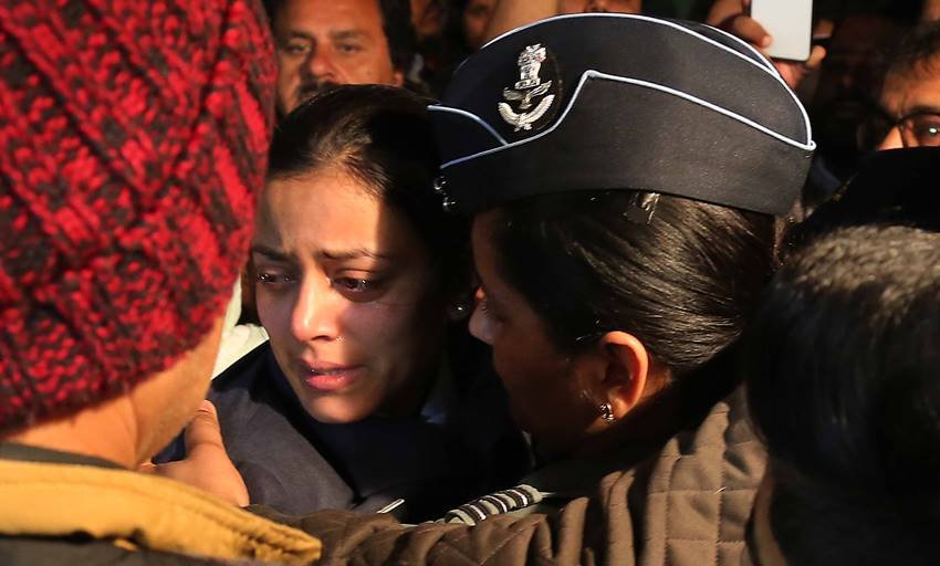 Wing commander siddarth, budgam chopper, chandigarh residence, chopper crash, Wing commander arti singh