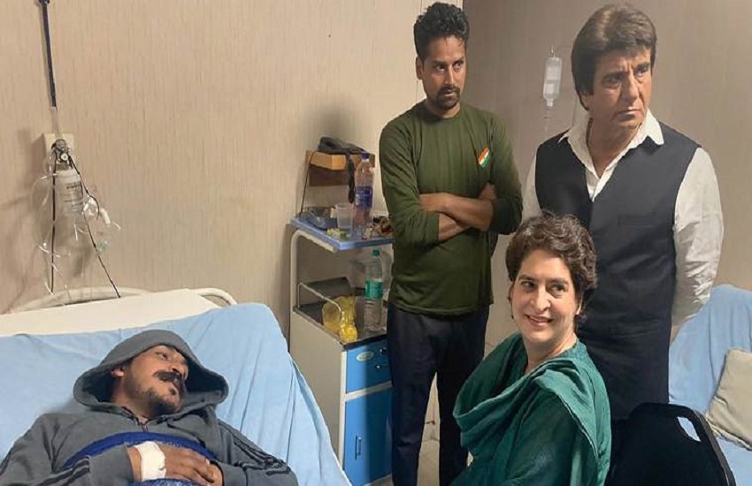 कांग्रेस महासचिव प्रियंका गांधी चंद्रशेखर रावण से मिलने मेरठ के अस्पताल पहुंचीं (Indian express picture)