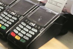 रेस्तरां में ग्राहकों का करते थे कार्ड क्लोन, तीन गिरफ्तार