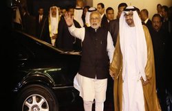 भारत-पाकिस्तान तनावः आबू धाबी के युवराज ने पीएम मोदी और इमरान से की फोन पर बात
