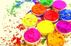 संदर्भ: फागुन के बहाने रंग-चर्चा