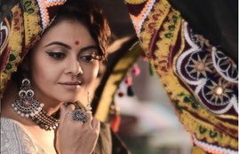 Devoleena Bhattacharjee,Devoleena Bhattacharjee hot photo shoot,Devoleena Bhattacharjee sultry photo shoot,Devoleena Bhattacharjee trolled for hot pics,Saath Nibhaana Saathiya,Gopi bahu