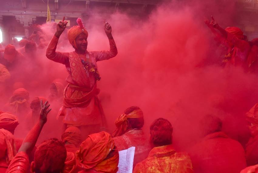 brij holi,brij holi 2019,brij holi dates,happy holi 2019,holi 2019,holi 2019 date,holi 2019 dates,holi calendar,holi in vrindavan,holika dahan,holika dahan 2019,lathmar holi,lathmar holi celebrations,mathura,mathura holi 2019,uttar pradesh,vrindavan