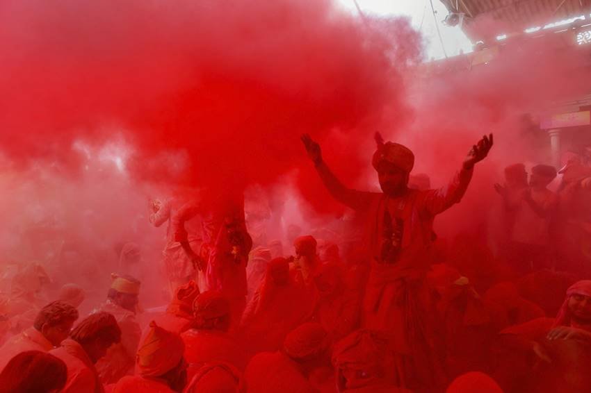 brij holi,brij holi 2019,brij holi dates,happy holi 2019,holi 2019,holi 2019 date,holi 2019 dates,holi calendar,holi in vrindavan,holika dahan,holika dahan 2019,lathmar holi,lathmar holi celebrations,mathura,mathura holi 2019,uttar pradesh,vrindavan