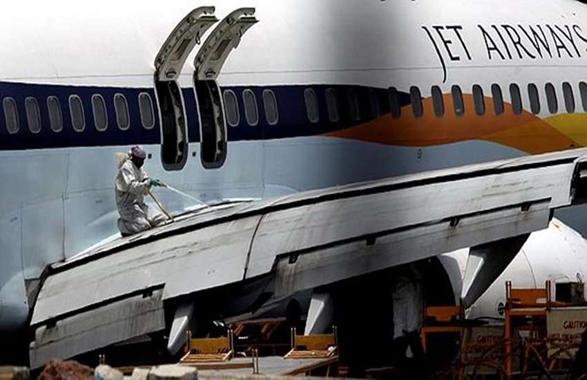 Jet Airways, SBI, Crisis, salary, airline, government, Aviation, Boeing, Aviation minister, Suresh Prabhu, Hindi news, news in Hindi, latest news, today news in Hindi