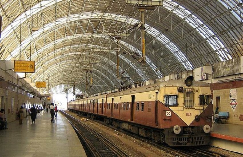 IRCTC: रेलवे ट्रेनें (pc- indian express)