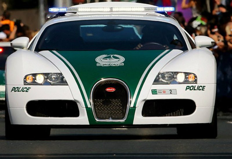 dubai police cars, dubai police bugatti veyron, dubai police car fleet, dubai police fastest cars, world's fastest police car, dubai police cars list