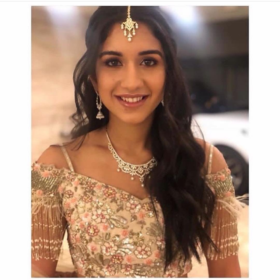 Radhika Merchant, Radhika Merchant pics, anant ambani girl friend, mukesh ambani youger son