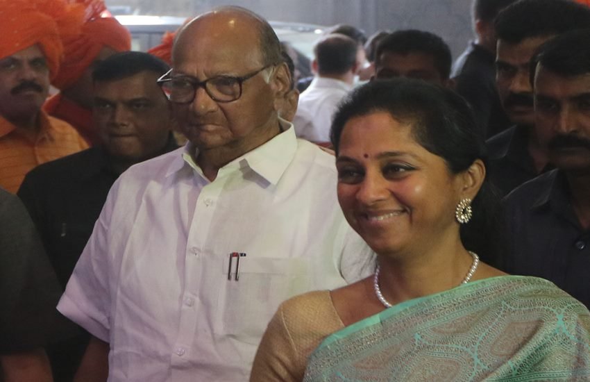 एनसीपी अध्यक्ष शरद पवार और उनकी सांसद बेटी सुप्रिया सुले। (एक्सप्रेस फोटो)