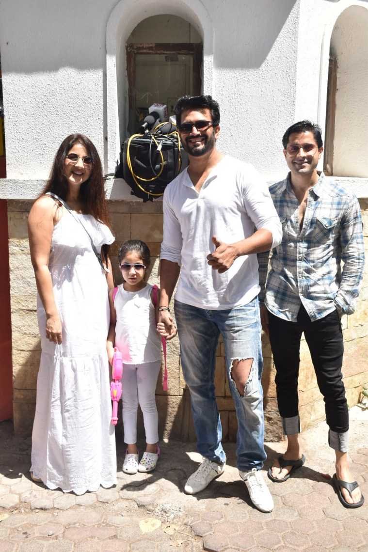 Holi, Holi 2019, taimur holi 2019, taimur holi photos, Holi photos, Taimur Ali Khan, Holi ceelbration photos, Farhan Akhtar, Shibani Dandekar, Shabana Azmi, Javed Akhtar, Zoya Akhtar, Divya Dutta
