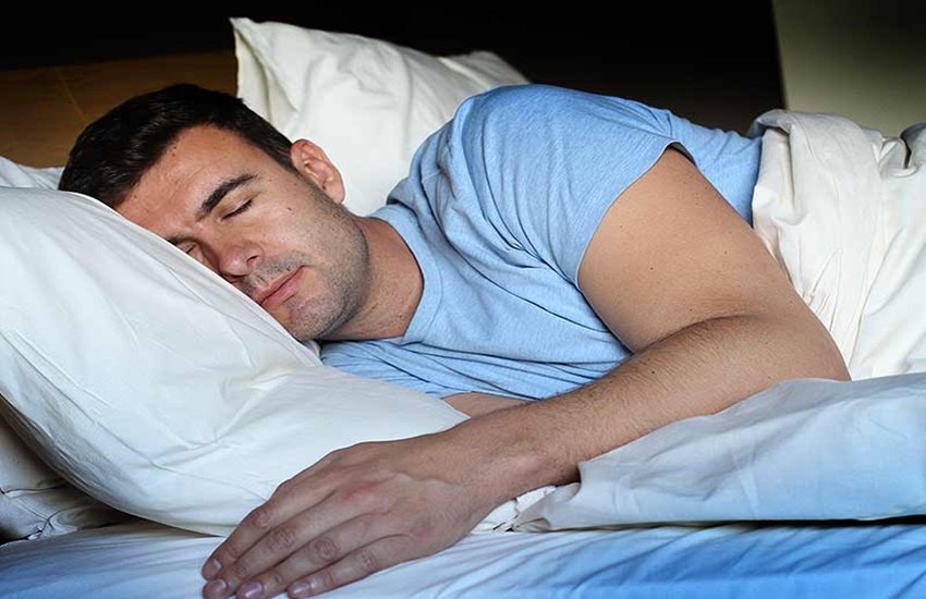 अधिक सोना नुकसानदायक होता है (Source: Dreamstime)