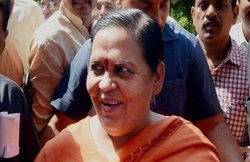 दिग्विजय को लगता है कि आतंकवादियों के पक्ष में बोलने पर भारत का मुसलमान खुश होगा: उमा