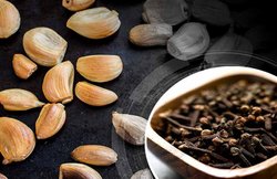 वजन कम करने की कर रहे हैं कोशिश, तो भुने चने का सेवन हो सकता है लाभकारी