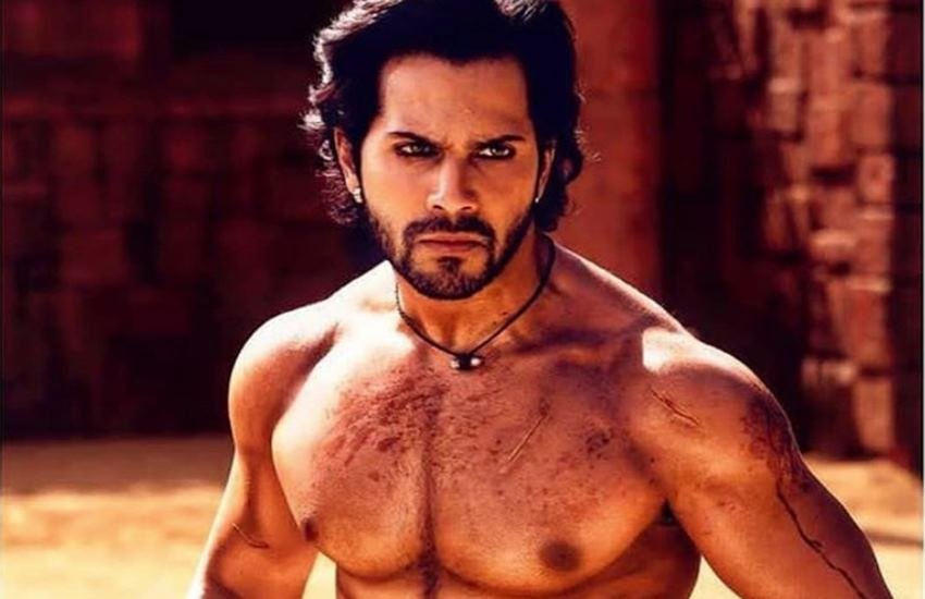 फिल्म कलंक के एक सीन में वरुण धवन फिल्म कलंक के एक सीन में वरुण धवन