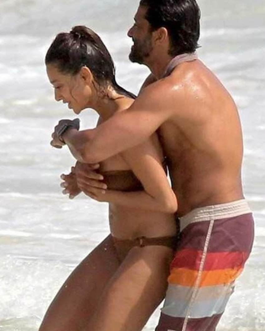 Ankita Konwar from their beach vacation, Cosy and romantic pictures of Milind Soman and Ankita Konwar, Cosy and romantic pictures of Milind Soman and Ankita Konwar, Cosy and romantic pictures of Milind Soman and Ankita Konwar, Farhan Akhtar and Shibani Dandekar's beach vacation pictures, Farhan Akhtar and Shibani Dandekar's