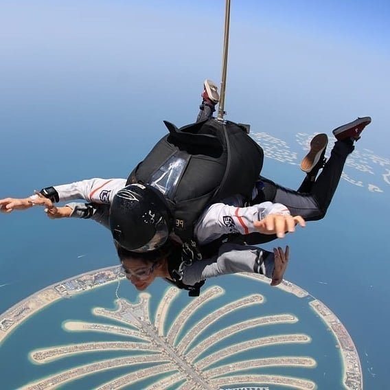 mouni roy, mouni roy sky diving, naagin actress mouni roy , mouni roy sky diving photo, mouni roy share photo, mouni roy latest photo, mouni roy fly in sky