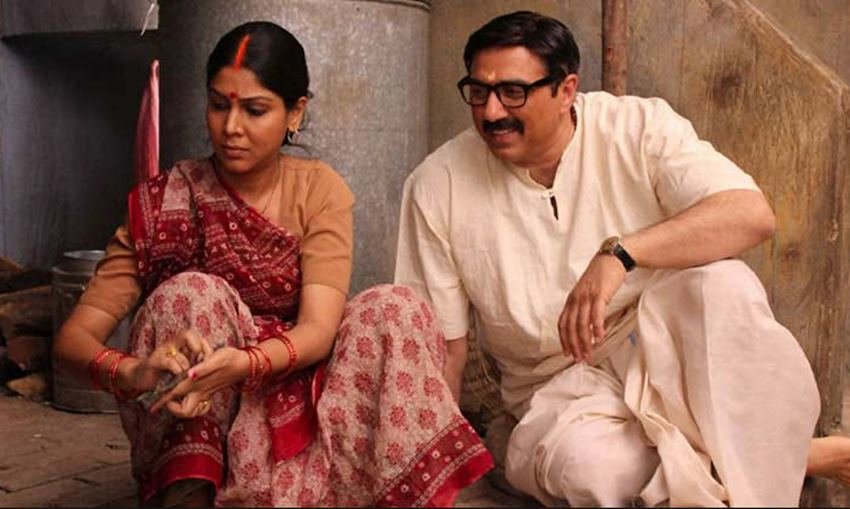 सनी देओल और साक्षी तंवर की 'मोहल्ला अस्सी' साल 2018 में आई। यह फिल्म काशी नाथ सिंह की किताब पर आधारित है जिसे चन्द्र प्रकाश ने डायरेक्ट किया। फिल्म काफी वक्त तक रिलीज के लिए लटकी रही थी।