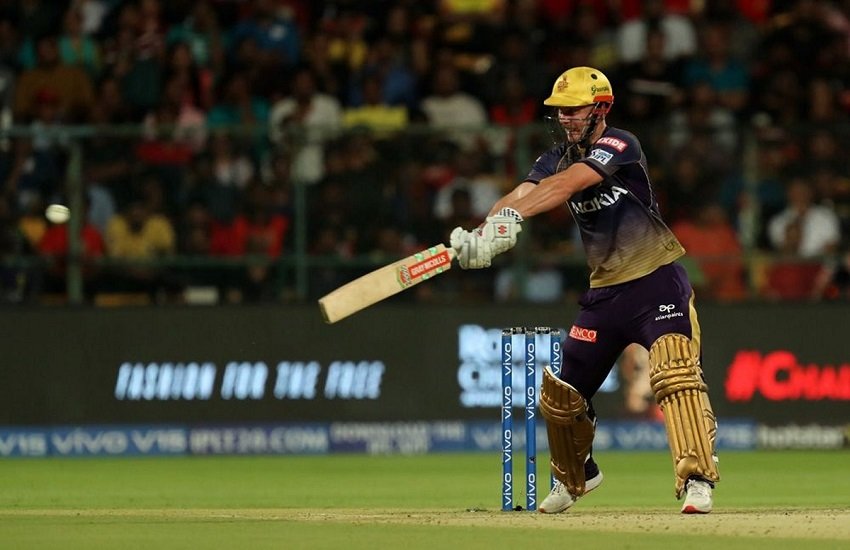 IPL 2019: लिन ने चहल को मारा लंबा छक्का (source - IPL official site)