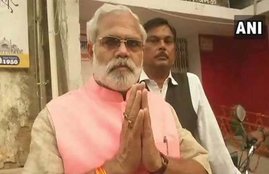 Narendra Modi, varanasi, Abhinandan Pathak,one vote one note Slogan, NDA, BJP, PM Narendra Modi Lookalike, Lok sabha, lok sabha election, lok sabha election 2019, lok sabha election 2019 schedule, lok sabha election date, lok sabha election 2019 date, लोकसभा चुनाव, लोकसभा चुनाव 2019, chunav, lok sabha chunav, lok sabha chunav 2019 dates, lok sabha news, election 2019, election 2019 news