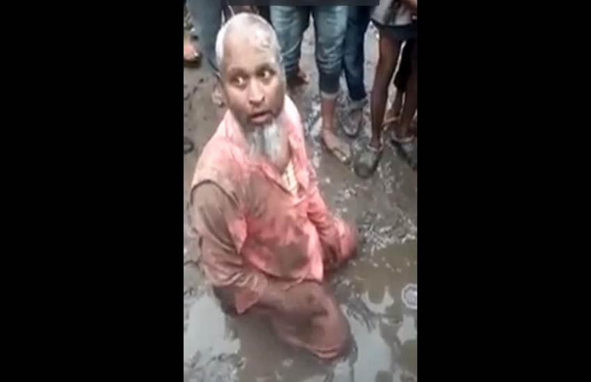 असम के कई इलाकों में पानी की किल्लत से जूझ रहे लोग। फोटो सोर्स : एएनआई असम के कई इलाकों में पानी की किल्लत से जूझ रहे लोग। फोटो सोर्स : एएनआई