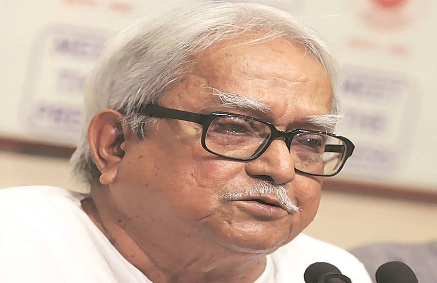 वाममोर्चा के अध्यक्ष बिमान बसु। वाममोर्चा के अध्यक्ष बिमान बसु।