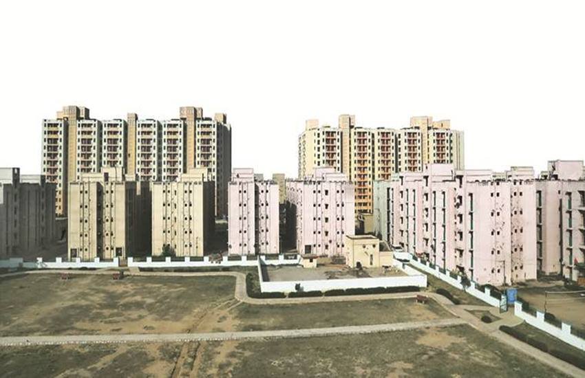 नरेला में बन रहे डीडीए फ्लैट्स, फोटो सोर्स- इंडियन एक्सप्रेस (अभिनव साहा)