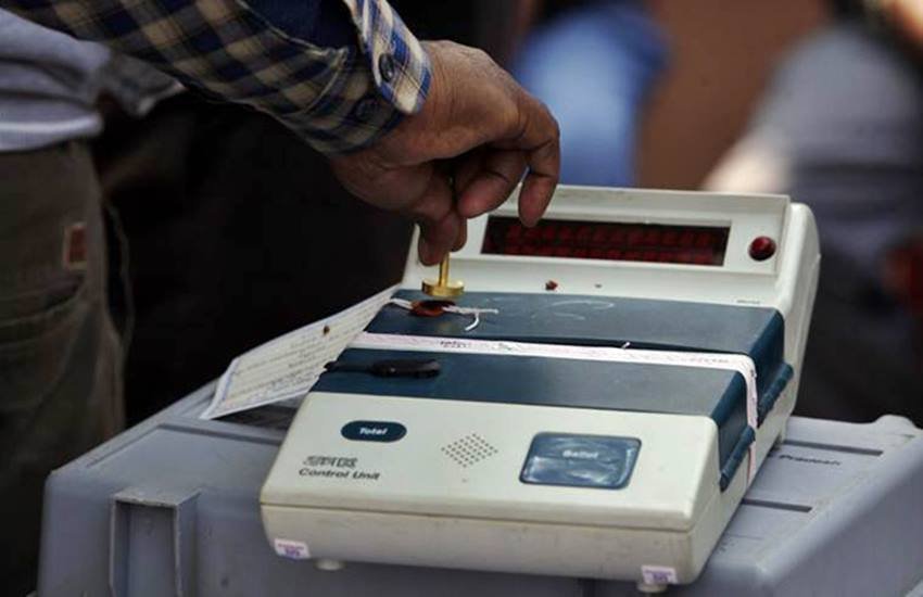 Lok Sabha Election 2019: बिहार में एनडीए गठबंधन और महागठबंधन के बीच मुकाबला
फोटो सोर्स- इंडियन एक्सप्रेस 