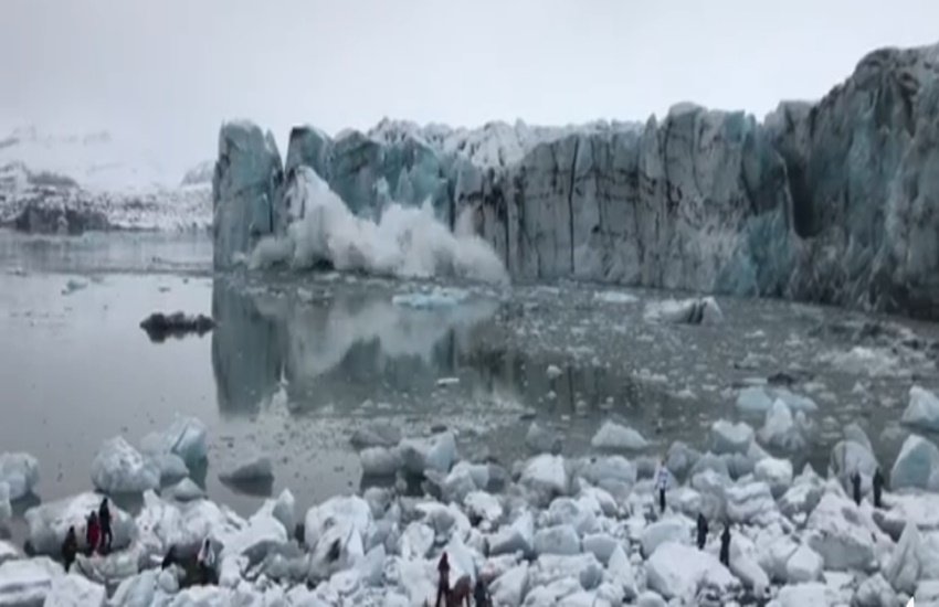 glacier, tourist, facebook glacier, tourist, facebook