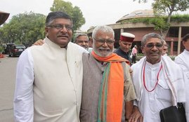  10th Loksabha Election, VP Singh, India Textile Minister, Lalu Prasad yadav, national fromt, Ram mandir, BJP, Mandal Commission, Lalkrishna Adwani, Hukumdev narayan Yadav, Chandrashekhar, Samajwadi janta Party, Lok sabha, lok sabha election, lok sabha election 2019, lok sabha election 2019 schedule, lok sabha election date, lok sabha election 2019 date, लोकसभा चुनाव, लोकसभा चुनाव 2019, chunav, lok sabha chunav, lok sabha chunav 2019 dates, lok sabha news, election 2019, election 2019 news