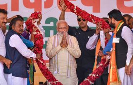 Narendra modi, PM narendra Modi, Congress, BJP, Narendra Modi, Rahul gandhi, Morarji Desai, Sardar Patel, Tuglak road scam, Jawaharlal Nehru, Gandhi family, Gujrat rally, lok sabha, lok sabha election, lok sabha election 2019, lok sabha election 2019 schedule, lok sabha election date, lok sabha election 2019 date, लोकसभा चुनाव, लोकसभा चुनाव 2019, chunav, lok sabha chunav, lok sabha chunav 2019 dates, lok sabha news, election 2019, election 2019 news