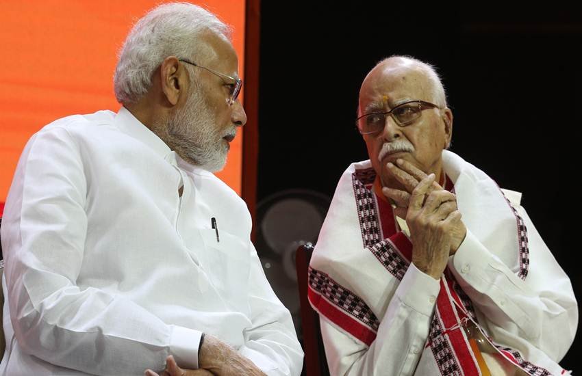 बीजेपी के दिग्गज नेता ने अपने ब्लॉग में पार्टी के तौरतरीकों पर सवालिया निशान लगाए हैं। (एक्सप्रेस फाइल फोटो)

